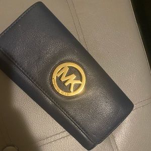 Micheal Kors wallet